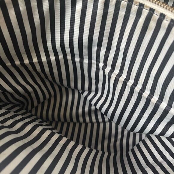 Kate Spade pebble leather beige and black shoulder bag with gold tone ac… - Picture 13 of 16